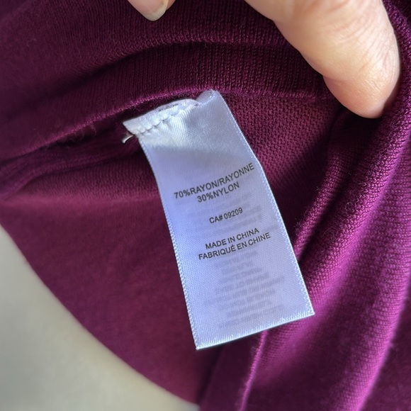 Cleo Black and Purple Cowl Neck Sweater with Zipper Detail Sz M - Picture 3 of 7